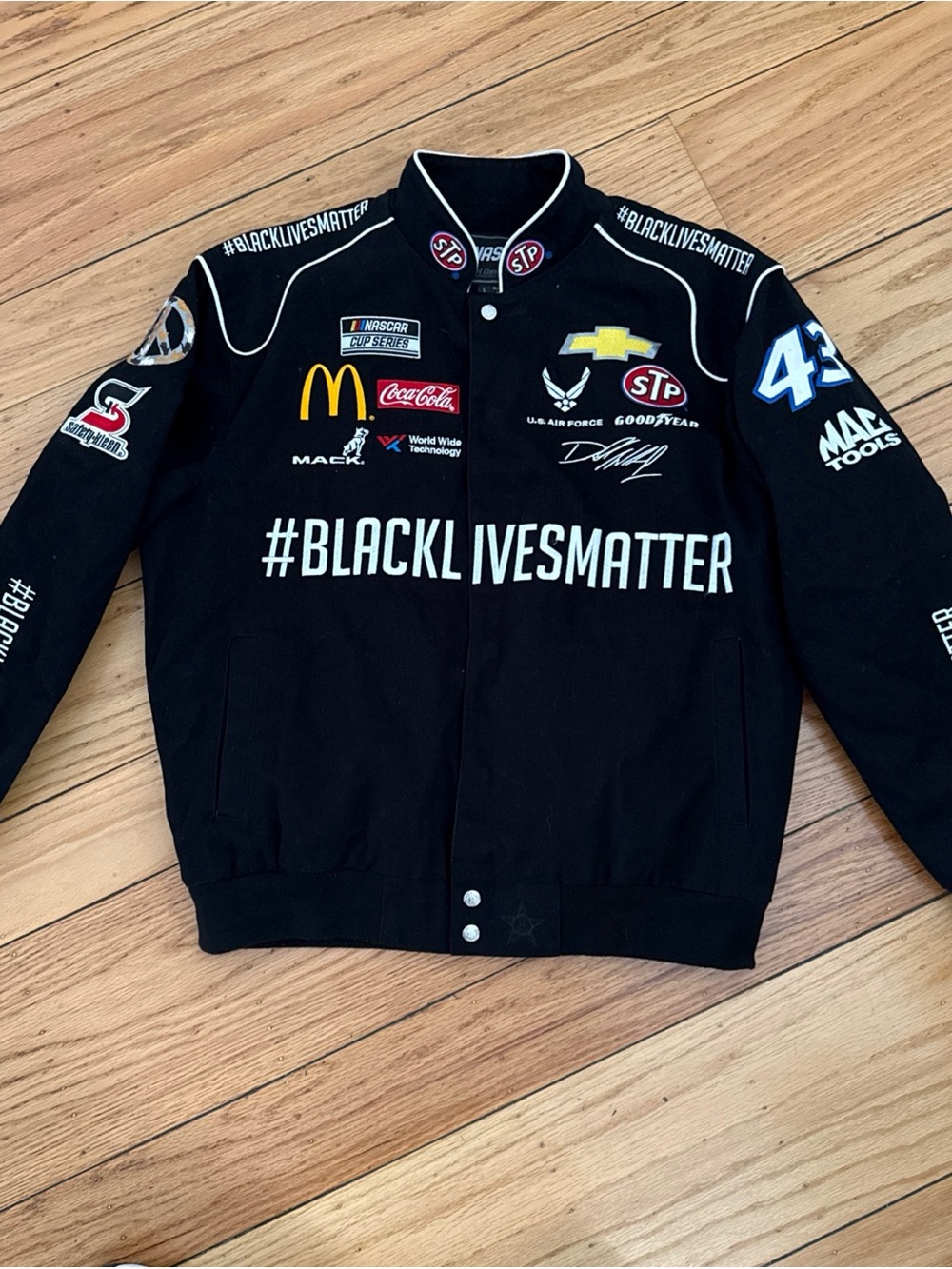 Bubba Wallace JH Design #BlackLivesMatter Full-Snap Twill Uniform Jacket SZ L